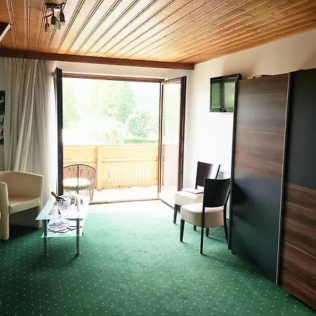 Hotel Hotel - Haus Am See 3*